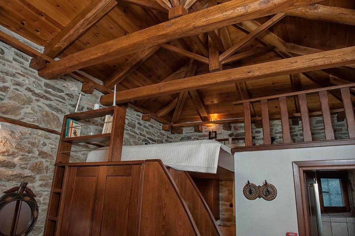 Μountain Whispers Appartement Mourésion Buitenkant foto