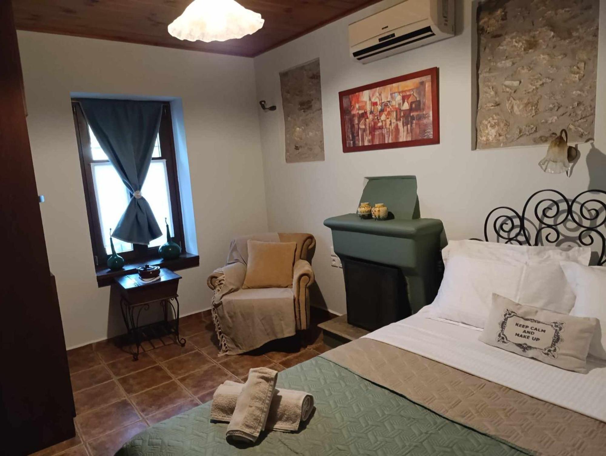 Μountain Whispers Appartement Mourésion Buitenkant foto