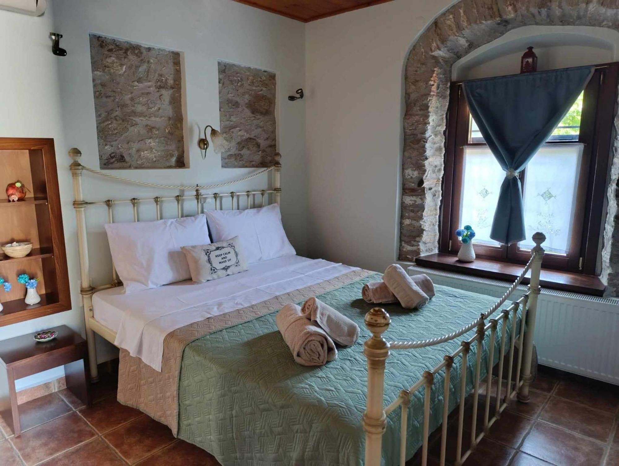 Μountain Whispers Appartement Mourésion Buitenkant foto