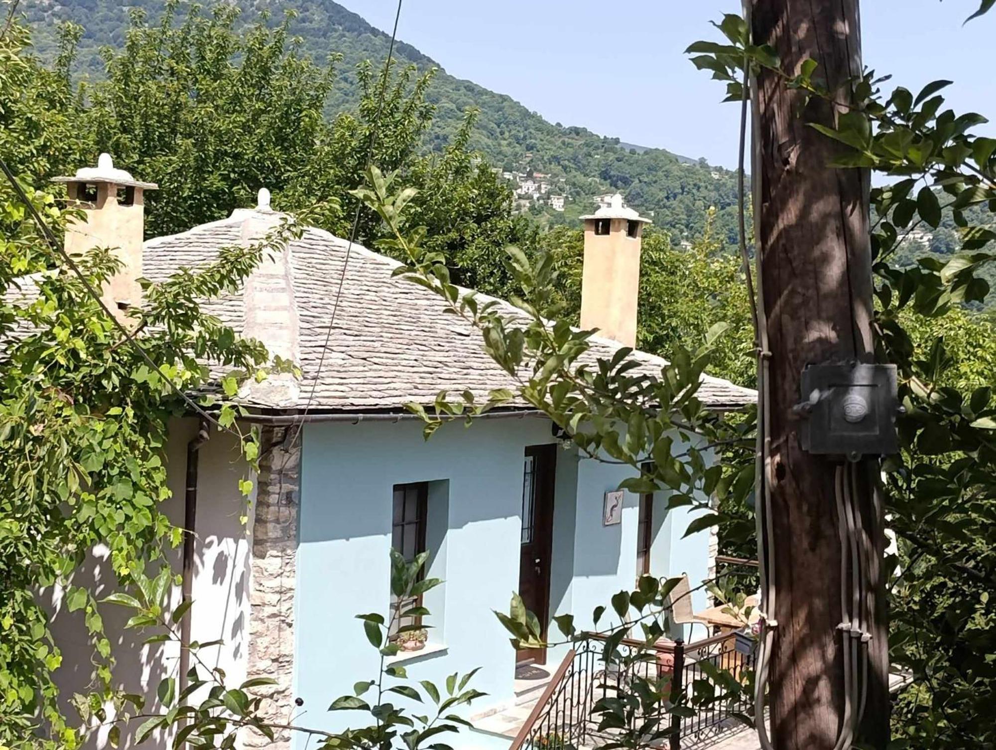 Μountain Whispers Appartement Mourésion Buitenkant foto