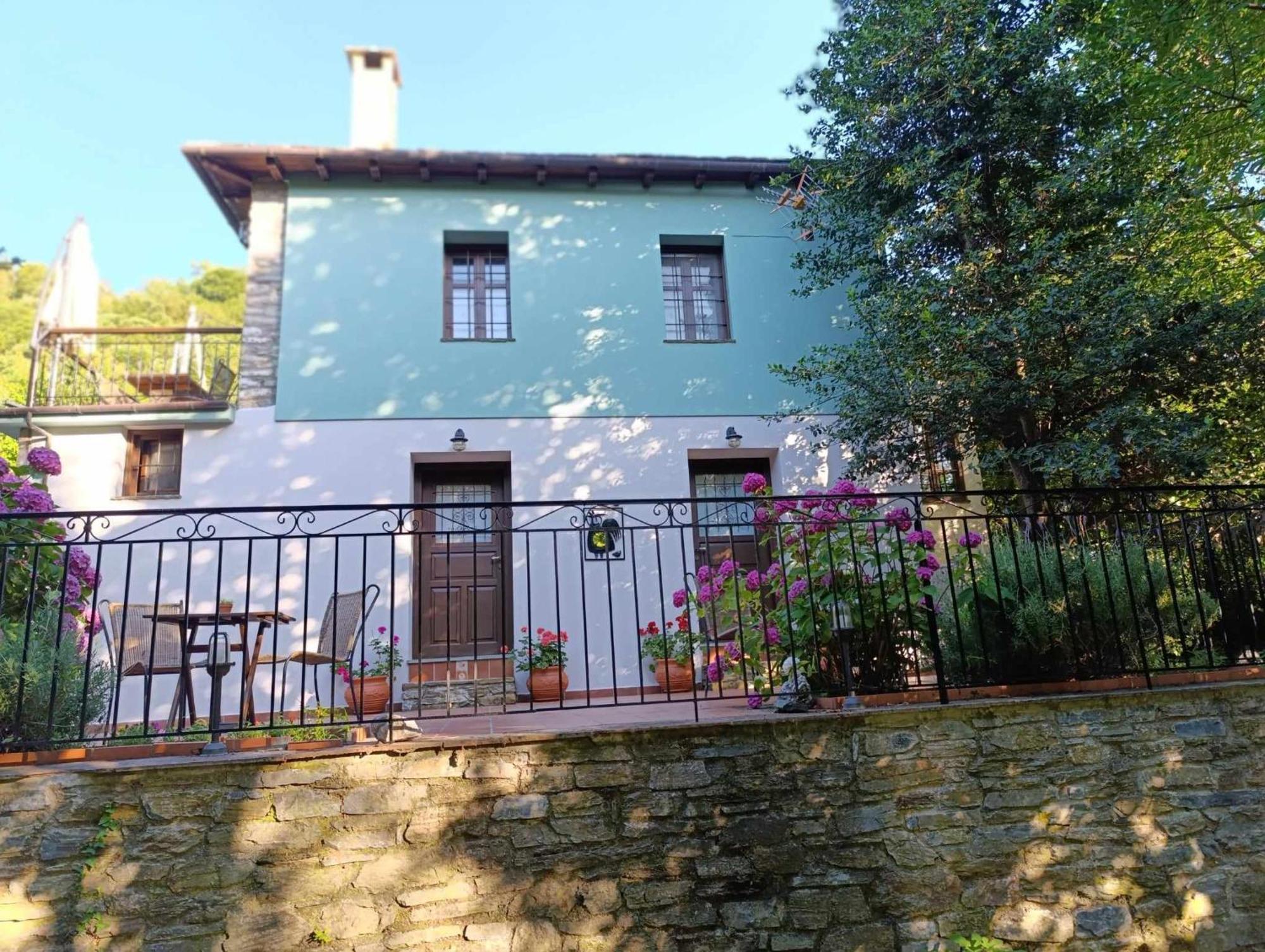 Μountain Whispers Appartement Mourésion Buitenkant foto