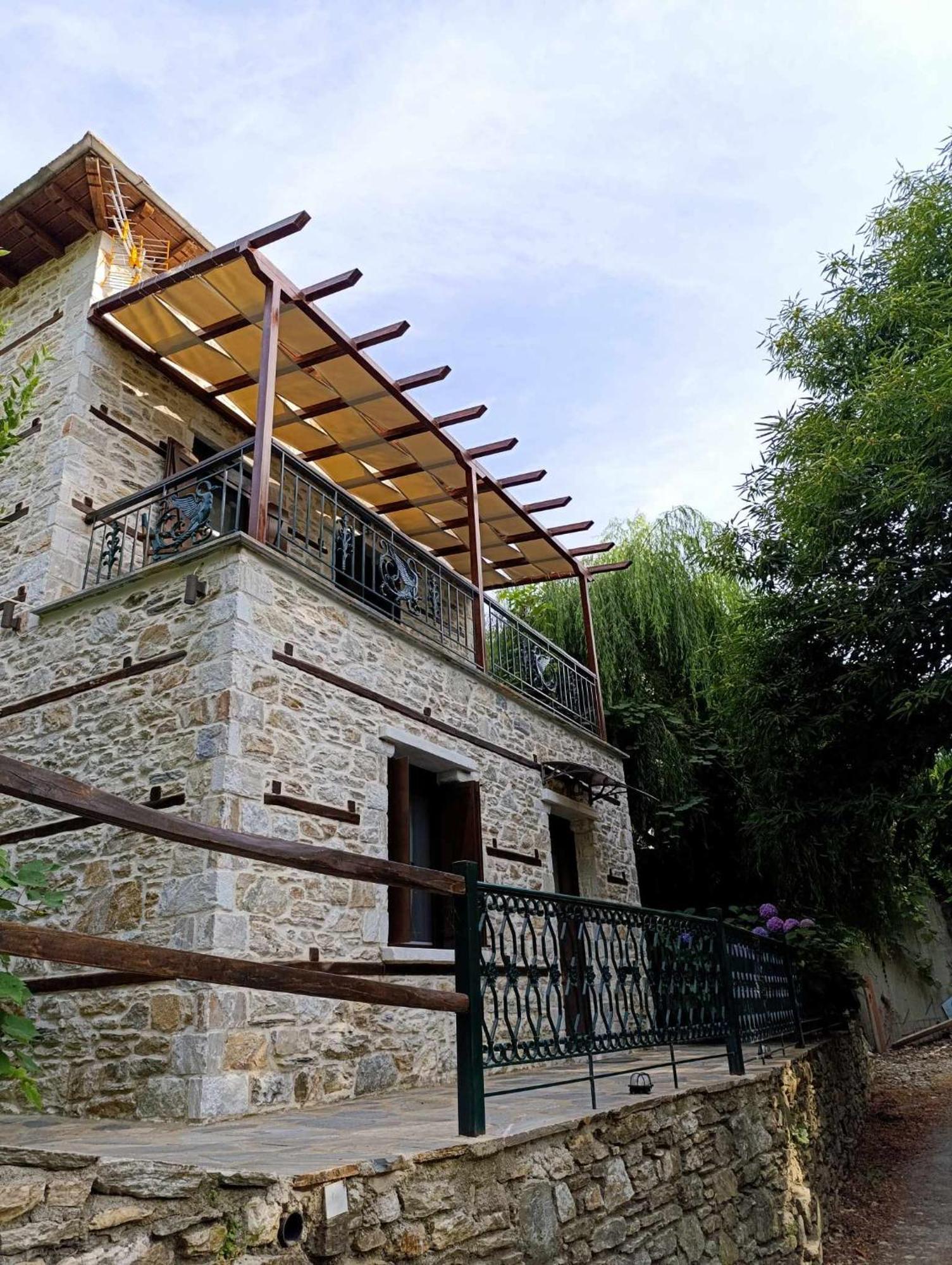 Μountain Whispers Appartement Mourésion Buitenkant foto