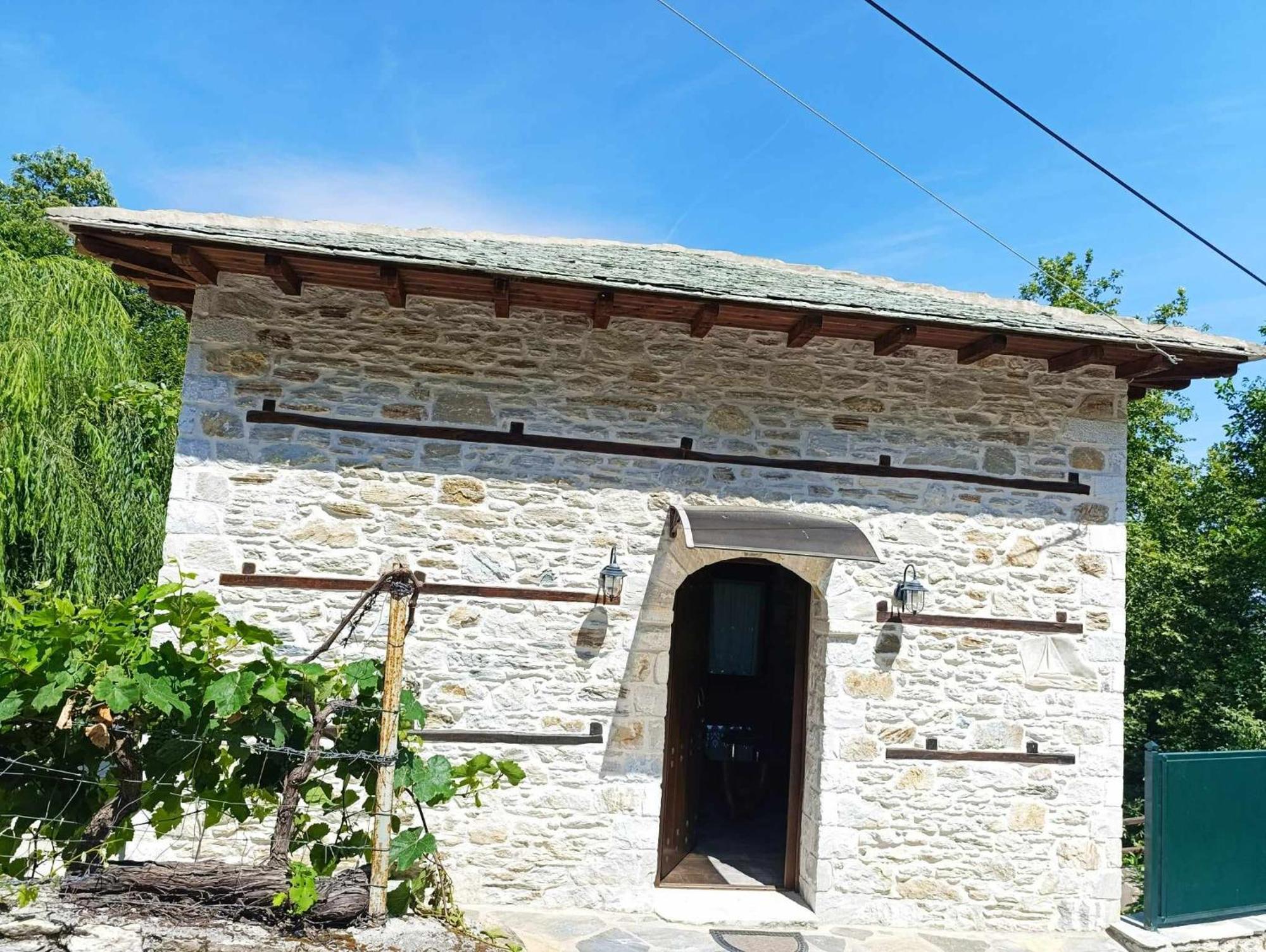 Μountain Whispers Appartement Mourésion Buitenkant foto